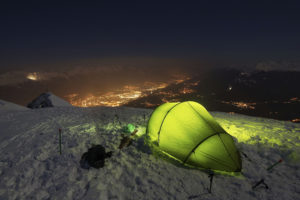 Tunnel tent